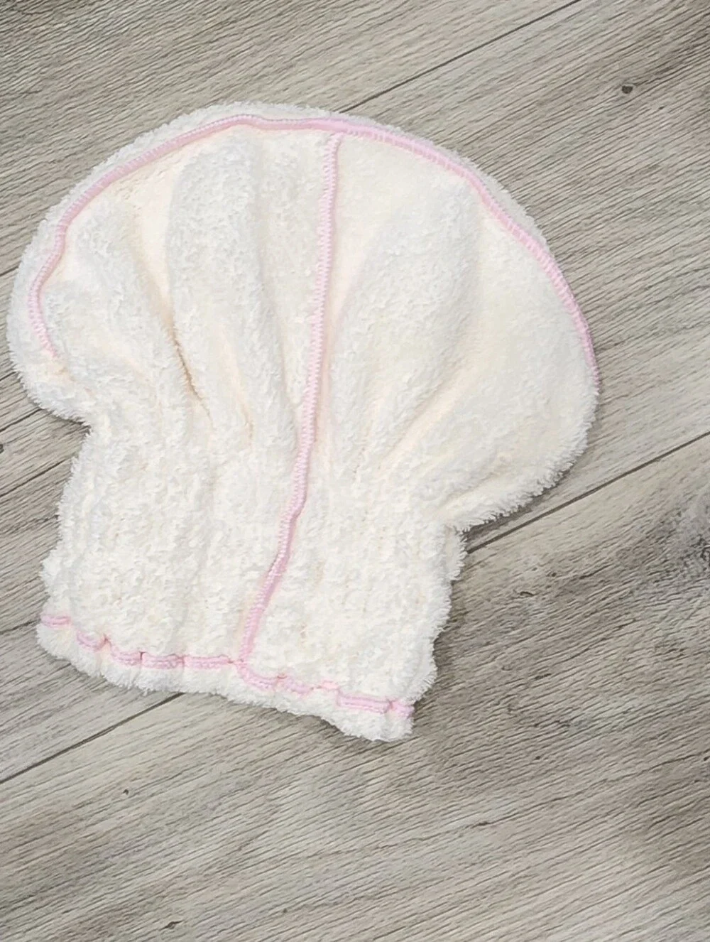NWOT Microfiber Hair Drying Cap, Ultra Absorbent, Fast Drying Hair Turban Wrap